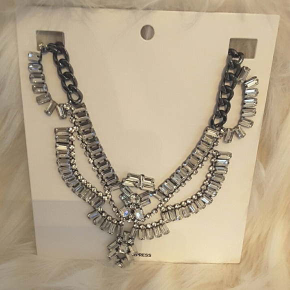 Express Necklace - Picture 2 of 3